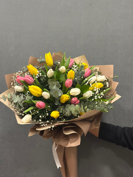 24 Karışık Lale Buketi